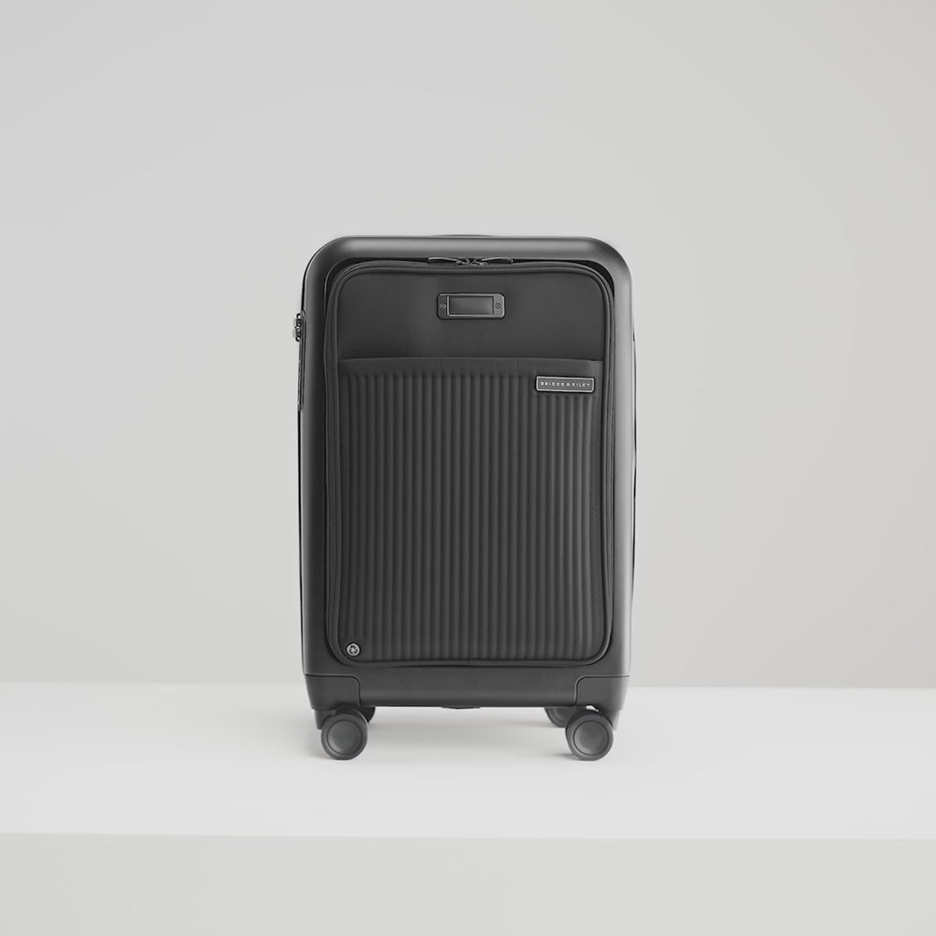 Essential 22" Front Pocket Carry-On Expandable Spinner